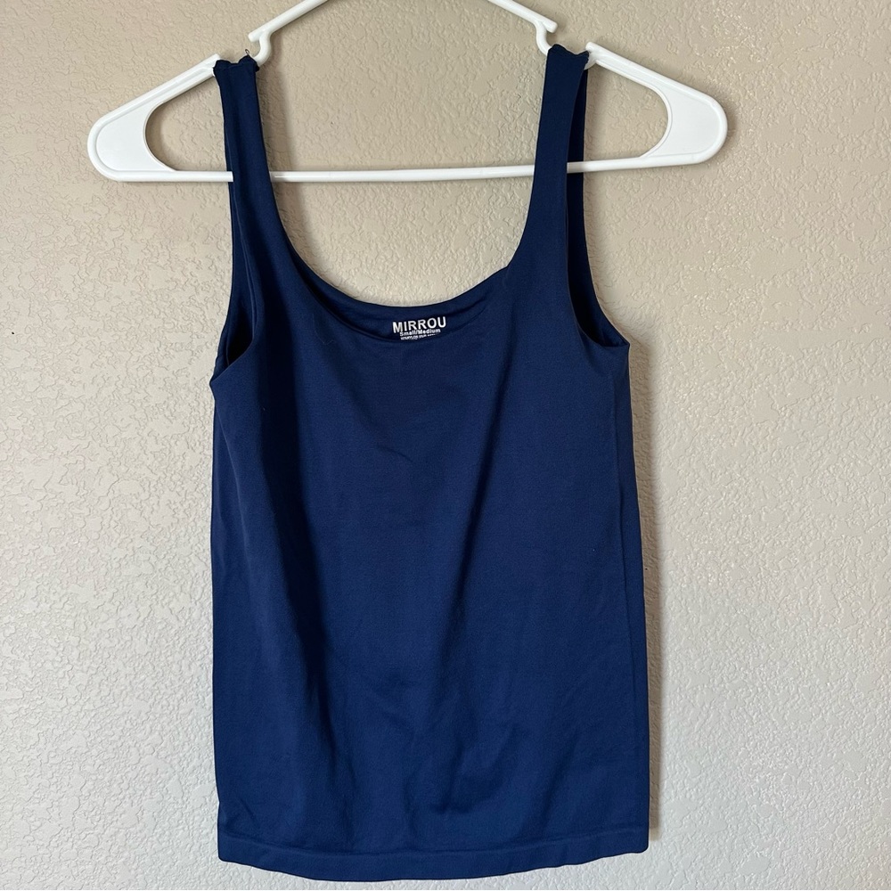 Mirrou Women’s Navy Blue Tank Top‎ – Size Small/Medium